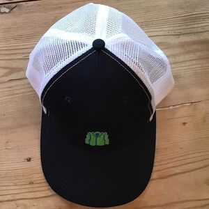 Needle Golf Needlepoint Trucker Hats Masters Green Jacket Adjustable